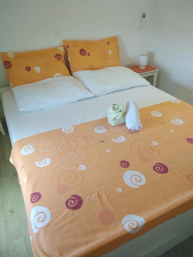 Apartments Nina Ravni Rom bilde