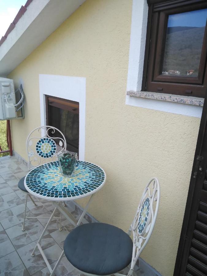 Apartments Nina Ravni Rom bilde